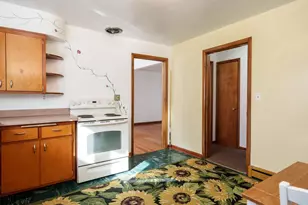 1656 Oakwood Ave, Beloit, WI 53511 - Photo 11