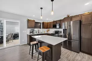 6144 Stoney Oak Ln, Madison, WI 53718 - Photo 9