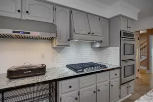 22 S Garfield Ave, Janesville, WI 53545 - Photo 7