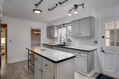 22 S Garfield Avenue, Janesville, WI 53545 - Photo 5