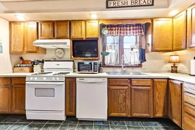 555 Pine Avenue, Hillsboro, WI 54634 - Photo 5