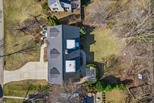 260 Kensington Dr, Madison, WI 53704 - Photo 77