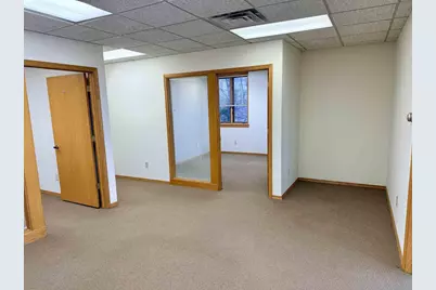 1424 N High Point Road #1424, Middleton, WI 53562 - Photo 5