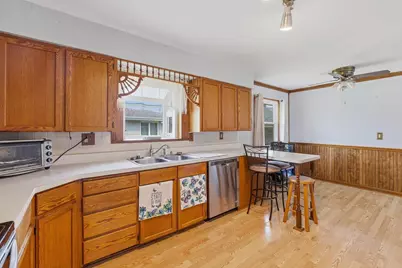 522 W Lincoln Street, Waupun, WI 53963 - Photo 3