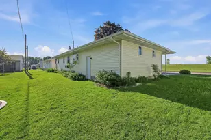 522 W Lincoln St, Waupun, WI 53963 - Photo 19