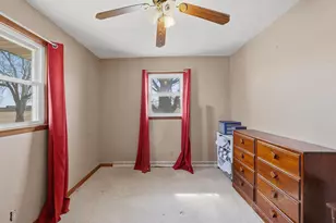 522 W Lincoln St, Waupun, WI 53963 - Photo 9