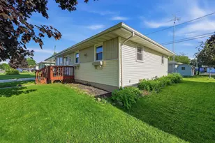 522 W Lincoln St, Waupun, WI 53963 - Photo 23