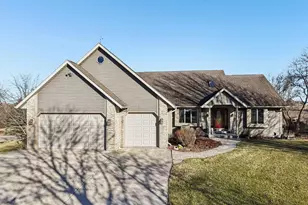 978 N Dewey Ave, Jefferson, WI 53549 - Photo 71