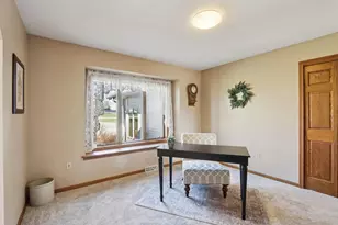 978 N Dewey Ave, Jefferson, WI 53549 - Photo 29