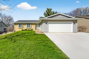 1331 Erick St, Fort Atkinson, WI 53538 - Photo 3