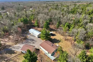 890 Gale Dr, Dell Prairie, WI 53965 - Photo 9