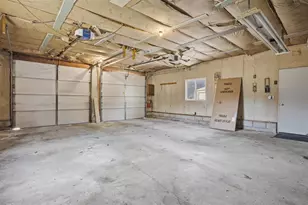 890 Gale Dr, Dell Prairie, WI 53965 - Photo 63