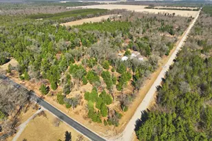 890 Gale Dr, Dell Prairie, WI 53965 - Photo 11