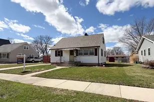 1534 S Osborne Ave, Janesville, WI 53546 - Photo 1