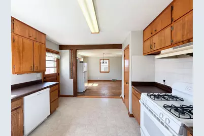 1534 S Osborne Avenue, Janesville, WI 53546 - Photo 7