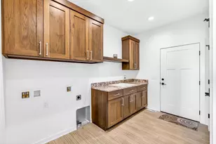 1148 Irene Ct, Waunakee, WI 53597 - Photo 35