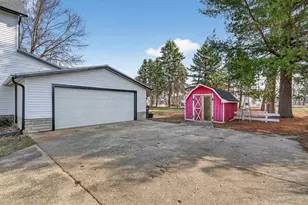 1104 W 5th Ave, Brodhead, WI 53520 - Photo 21