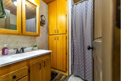 200 Garfield Avenue, Reeseville, WI 53579 - Photo 15