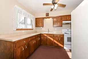 257 Mohawk Rd, Janesville, WI 53545 - Photo 13