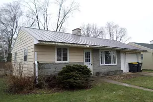 509 Curry St, Tomah, WI 54660 - Photo 1