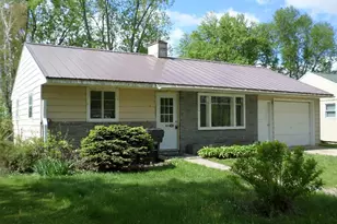 509 Curry St, Tomah, WI 54660 - Photo 1