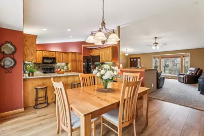 2188 Essex Drive, Sun Prairie, WI 53590 - Photo 13