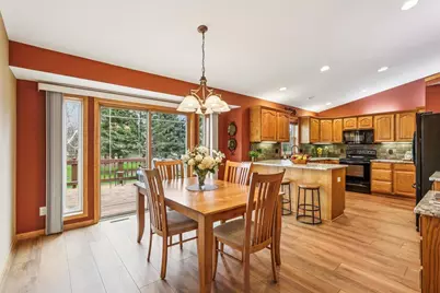 2188 Essex Drive, Sun Prairie, WI 53590 - Photo 9