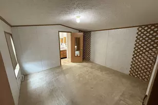 W211N11863 Hilltop Dr, Germantown, WI 53022 - Photo 11