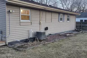 2011 N Sumac Dr, Janesville, WI 53545 - Photo 29