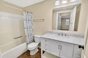 1004 N Sunnyvale Ln, Madison, WI 53713 - Photo 15