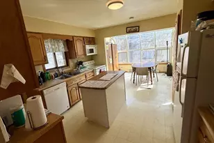 4713 Kennedy Rd, Madison, WI 53704 - Photo 7