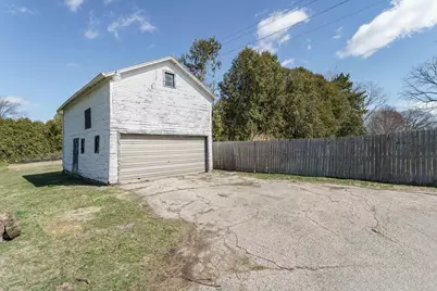 1229 Ruger Avenue, Janesville, WI 53545 - Photo 3