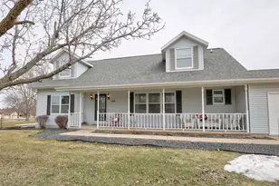 588 Ann Ct, Berlin, WI 54923 - Photo 7