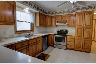 588 Ann Court, Berlin, WI 54923 - Photo 15