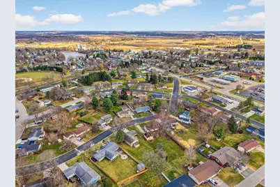 209 Midvale Drive, Marshall, WI 53559 - Photo 7