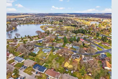 209 Midvale Drive, Marshall, WI 53559 - Photo 5