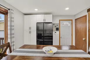 209 Midvale Dr, Marshall, WI 53559 - Photo 17