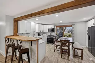 209 Midvale Dr, Marshall, WI 53559 - Photo 11