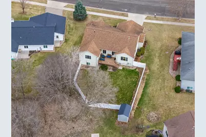 1422 Ridgeview Drive, Reedsburg, WI 53959 - Photo 3