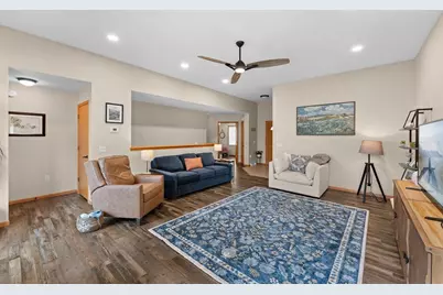 1422 Ridgeview Drive, Reedsburg, WI 53959 - Photo 9