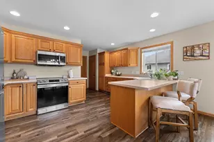 1422 Ridgeview Dr, Reedsburg, WI 53959 - Photo 15