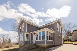 318 Maiden St, Mineral Point, WI 53565 - Photo 35