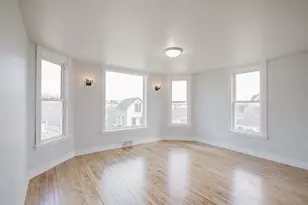 318 Maiden St, Mineral Point, WI 53565 - Photo 9