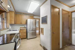 3625 Spring Trail, Madison, WI 53711 - Photo 9