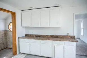 607 N Main St, Necedah, WI 54646 - Photo 11