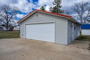 607 N Main St, Necedah, WI 54646 - Photo 3