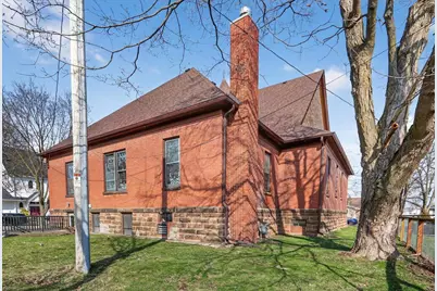 101 W Church Street, Janesville, WI 53536 - Photo 49