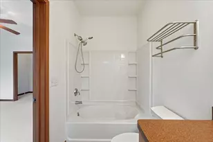 5617 Brendan Ave, Fitchburg, WI 53711 - Photo 23