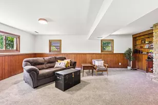 4431 Meadowwood Cir, DeForest, WI 53532 - Photo 25