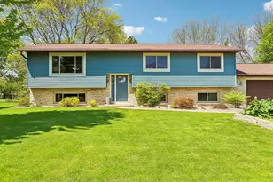 4431 Meadowwood Cir, DeForest, WI 53532 - Photo 1